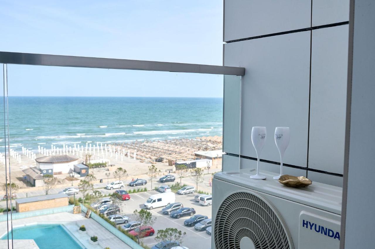 Seaview Luxury Studio In Infinity Beach Resort Mamaia Exteriör bild