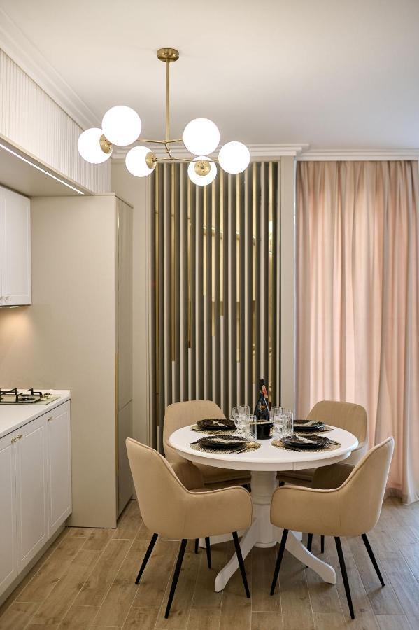 Seaview Luxury Studio In Infinity Beach Resort Mamaia Exteriör bild