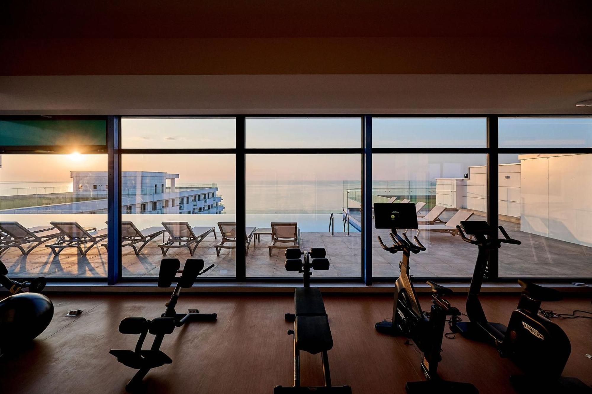 Seaview Luxury Studio In Infinity Beach Resort Mamaia Exteriör bild